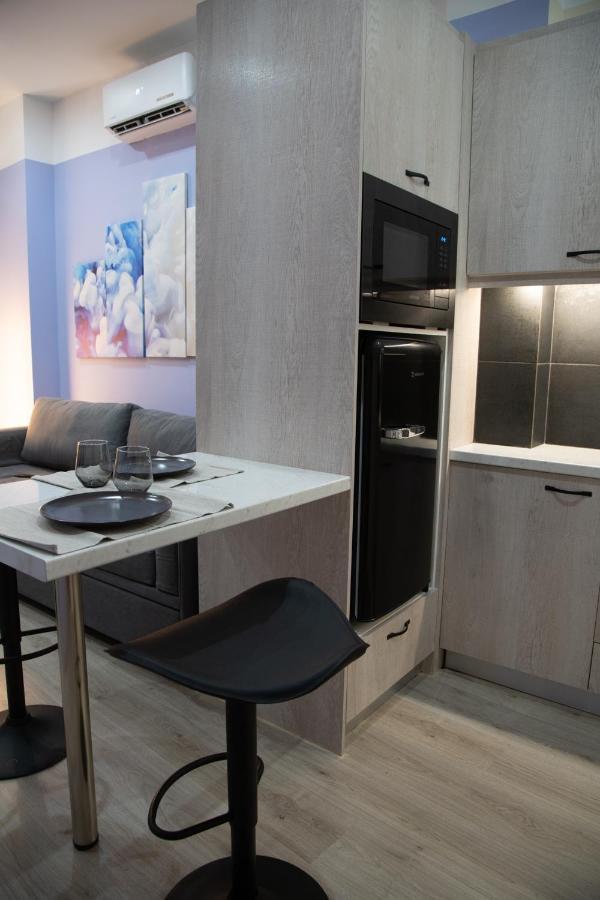 Modern Apartment Downtown Athen Eksteriør billede